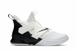 Nike: Белые кроссовки 