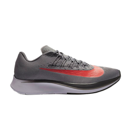 Nike: Серые кроссовки  Zoom Fly