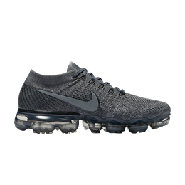 Nike: Серые кроссовки  Air Vapormax