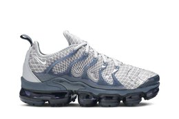 Nike: Серые кроссовки  Air Vapormax Plus