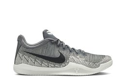 Nike: Тёмные кроссовки 