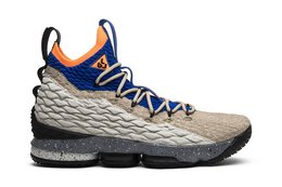 Nike: Серые кроссовки  Lebron 15