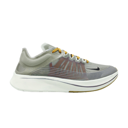 Nike: Серые кроссовки  Zoom Fly SP