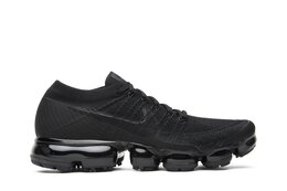 Nike: Чёрные кроссовки  Air Vapormax