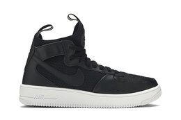 Nike: Чёрные кроссовки  Air Force 1