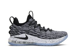 Nike: Чёрные кроссовки  Lebron 15