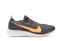 Nike: Чёрные кроссовки  Zoom Fly