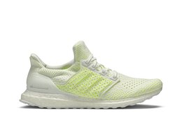 Adidas: Белые кроссовки  UltraBoost