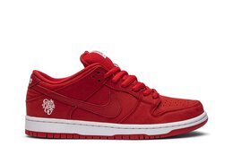 Nike: Красные кроссовки  Dunk Low Pro SB