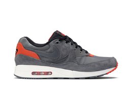 Nike: Светлые кроссовки  Air Max