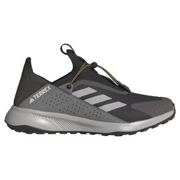 Adidas: Серые шлёпанцы  Terrex Voyager 21