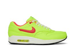 Nike: Зелёные кроссовки  Air Max 1 Premium QS