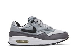 Nike: Серые кроссовки  Air Max 1