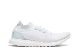 Adidas: Белые кроссовки  UltraBoost Uncaged