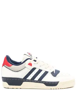 adidas: Белые кроссовки  Rivalry