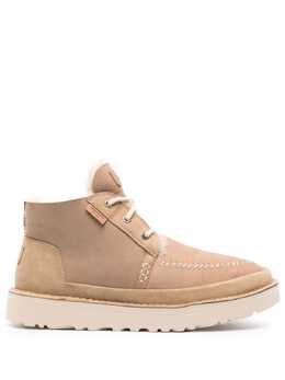 UGG: Бежевые ботинки  Neumel