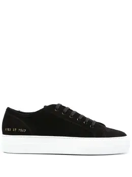 Common Projects: Чёрные кроссовки  Tournament