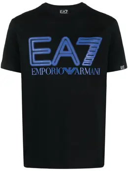 Ea7 Emporio Armani: Чёрная футболка