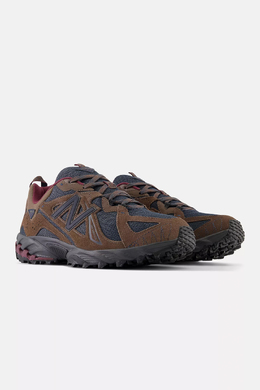 New Balance: Зелёные кроссовки 