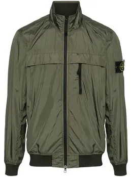 Stone Island: Тёмная куртка 