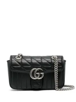 Gucci: Чёрная сумка  GG Marmont