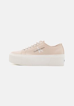 Calvin Klein Jeans: Розовые кроссовки  Cupsole