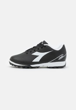 Diadora: Чёрные кроссовки 