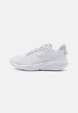 Nike: Белые кроссовки  Pure Platinum