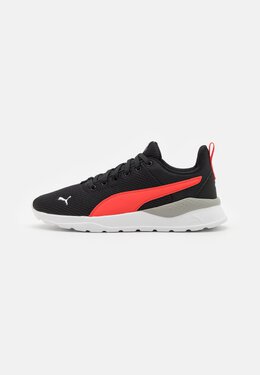 PUMA: Чёрные кроссовки Anzarun Lite