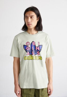 Adidas Originals: Футболка  Originals с принтом