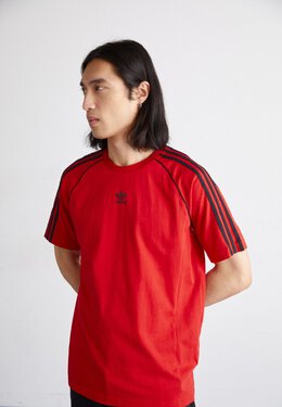 Adidas Originals: Футболка  Originals с принтом