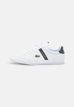 Lacoste: Белые кроссовки Chaymon