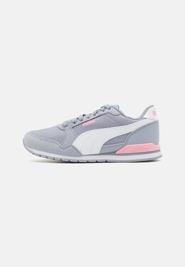 PUMA: Серые кроссовки  ST Runner