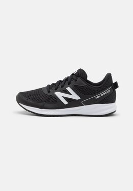 New Balance: Чёрные кроссовки 