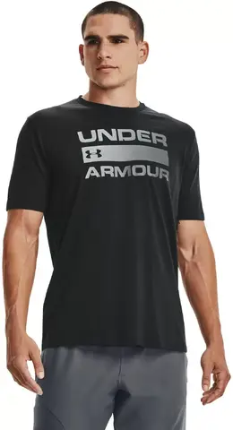 Under Armour: Чёрная футболка