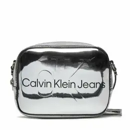 CALVIN KLEIN: Серебристая сумка