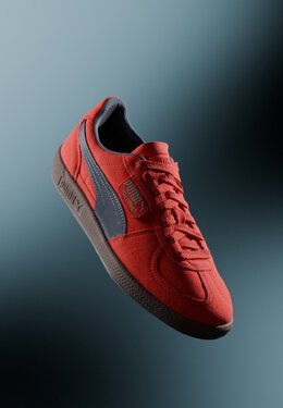 PUMA: Красные кроссовки 