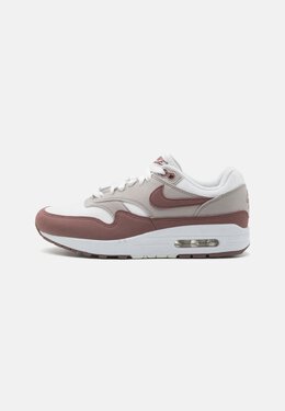 Nike: Белые кроссовки  Air Max 1