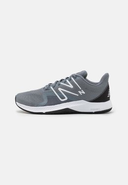 New Balance: Серые кроссовки 