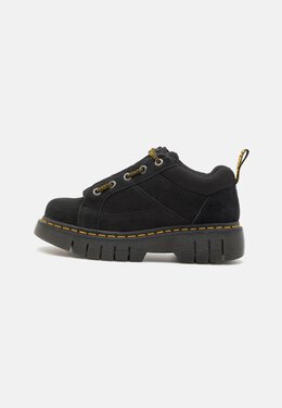 Dr. Martens: Чёрные туфли 