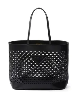 Prada: Чёрная сумка-шоппер 