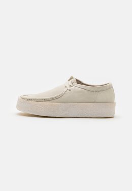 Clarks Originals: Белые кроссовки