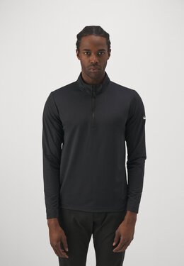 Nike: Чёрная футболка 