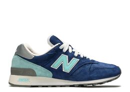 New Balance: Голубые кроссовки  1300