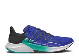 New Balance: Синие кроссовки  FuelCell