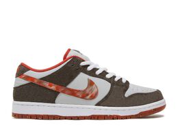 Nike: Золотые кроссовки Dunk Low