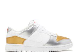 Nike: Серебристые кроссовки  Dunk Low SE