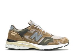 New Balance: Зелёные кроссовки  920