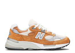 New Balance: Коричневые кроссовки  992