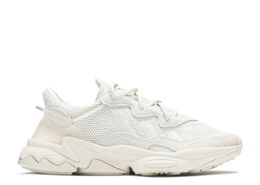 Adidas: Серые кроссовки  Ozweego